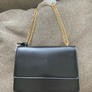 Brand new shoulder bag